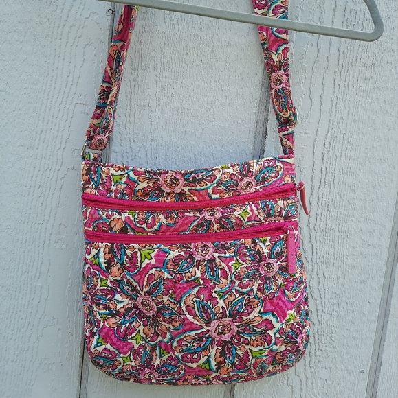 Vera Bradley Pink and Floral Medium Size Handbag - Picture 4 of 7